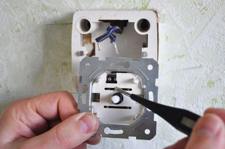 Light switch installation
